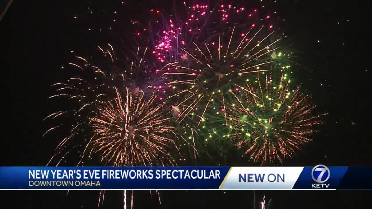 Better temperature brings crowds to downtown Omaha fireworks show