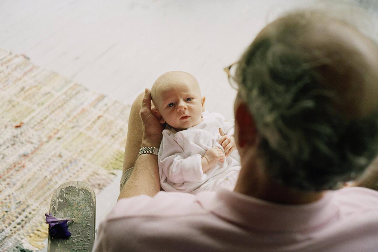Older fathers put health of partners, unborn children at risk