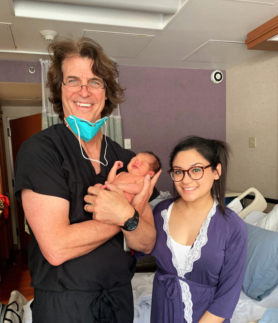 Woman's post showing adorable snaps of son being delivered by same doctor who delivered her over two decades ago goes viral (Jam Press)