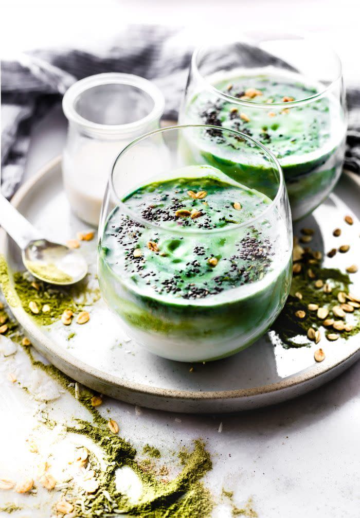 Creamy Coconut Spirulina Superfood Smoothie