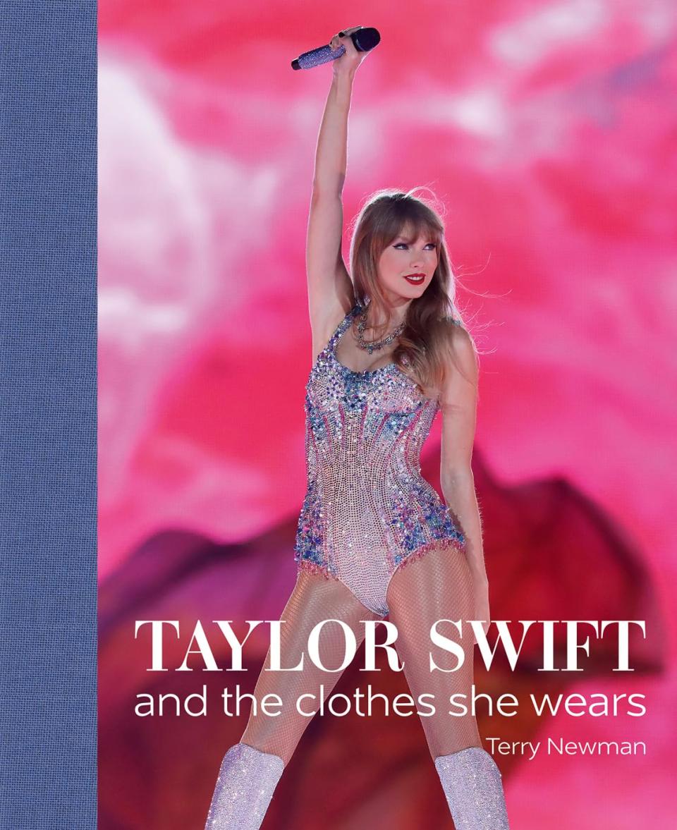 book cover with Taylor Swift on it