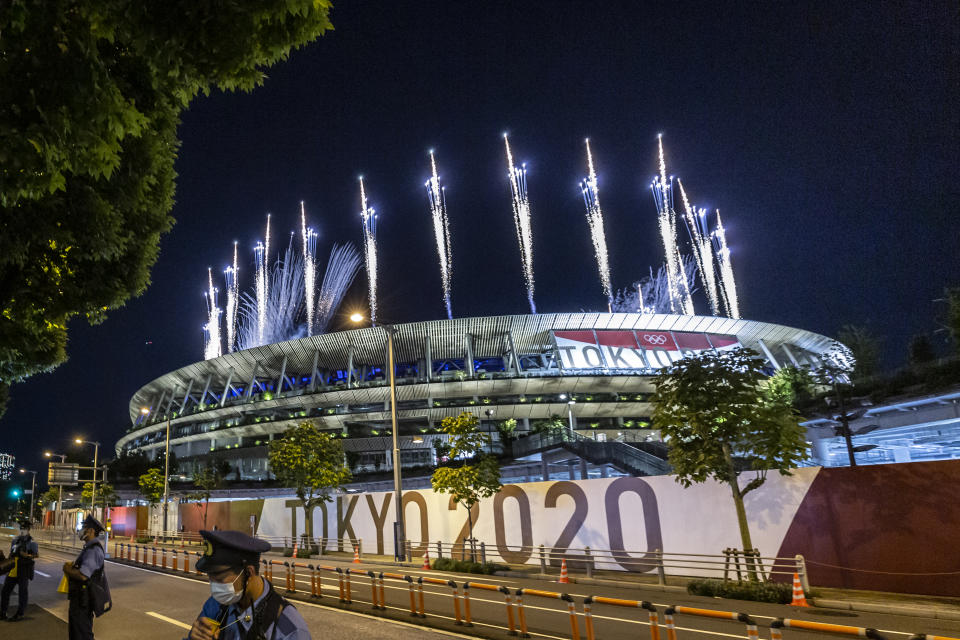 <p>Fireworks are seen during the Closing Ceremony of the Tokyo 2020 Olympic Games at Olympic Stadium on August 08, 2021 in Tokyo, Japan. (Photo by Yuichi Yamazaki/Getty Images)</p> 