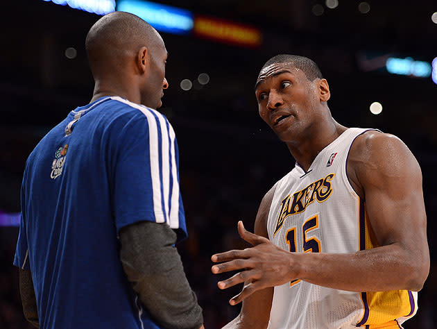 Metta World Peace expected to start in Kobe Bryant's place vs