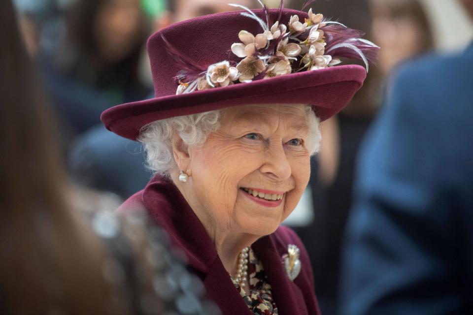 Britain's Queen Elizabeth II talks with Mi5 officers during her visit to the headquarters of MI5, Britain's domestic security agency, at Thames House in London on February 25, 2020. (Photo by Victoria Jones / POOL / AFP) (Photo by VICTORIA JONES/POOL/AFP via Getty Images)