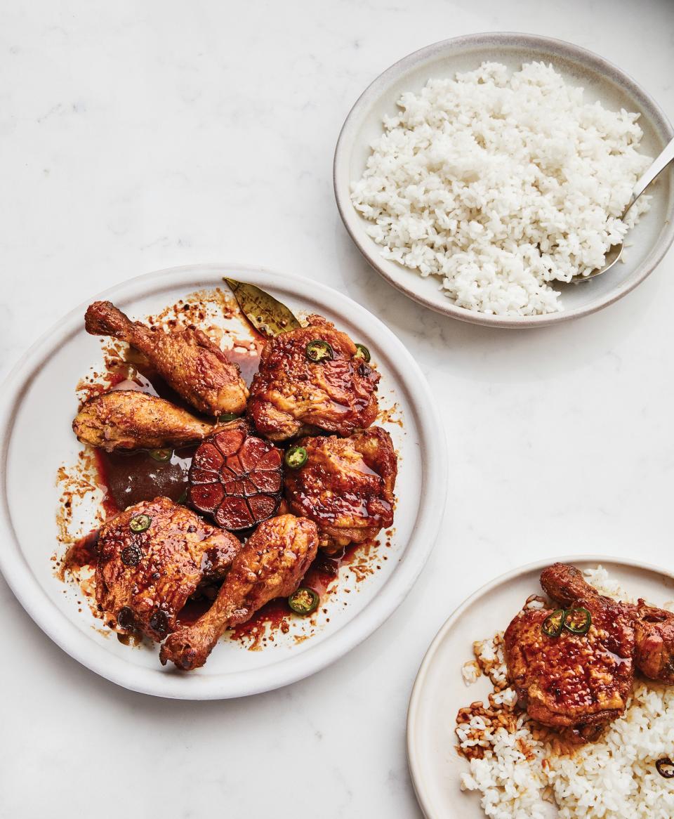 <h1 class="title">Easiest Chicken Adobo</h1><cite class="credit">Photo by Chelsie Craig</cite>