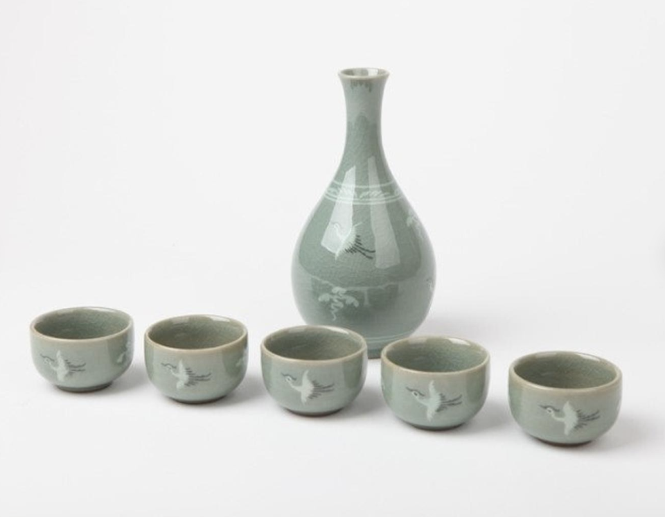 Handmade Korean sake set. (PHOTO: Etsy Singapore)