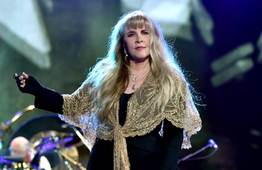 Stevie Nicks tried to be 'sweet' to Lindsey Buckingham credit:Bang Showbiz