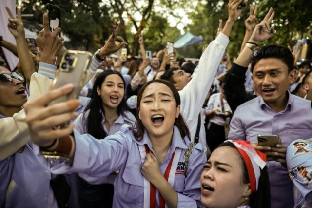 Prabowo cruising to Indonesia presidency halfway through count