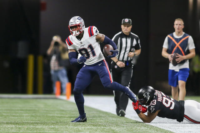 Falcons acquire tight end Jonnu Smith in Patriots trade