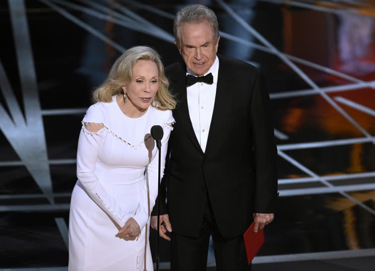 Faye Dunaway, left, and Warren Beatty present the award for best picture at the Oscars on Sunday, Feb. 26, 2017, at the Dolby Theatre in Los Angeles. (Photo: Chris Pizzello/Invision/AP)<br>