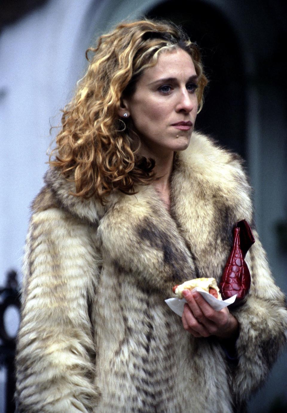 Sarah Jessica Parker on the set of Sex and the City