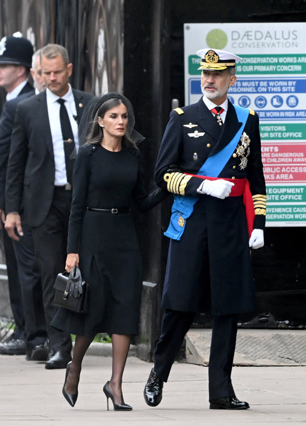 Los reyes Felipe y Letizia en el funeral de Isabel II