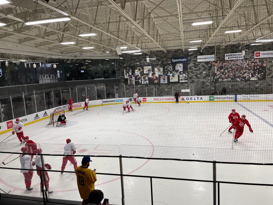 Detroit Red Wings practice in El Segundo, Calif. on Jan. 7, 2022.