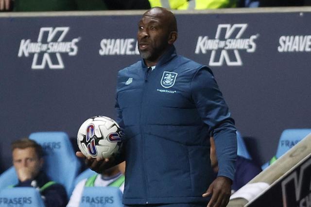 Darren Moore's solid start at Huddersfield Town compounds Dejphon  Chansiri's mistakes at Sheffield Wednesday - Stuart Rayner