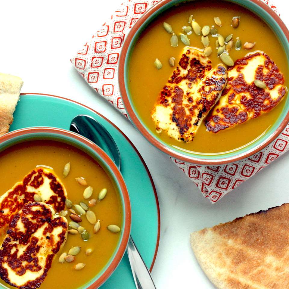 Curried Butternut Squash Soup with Crispy Halloumi