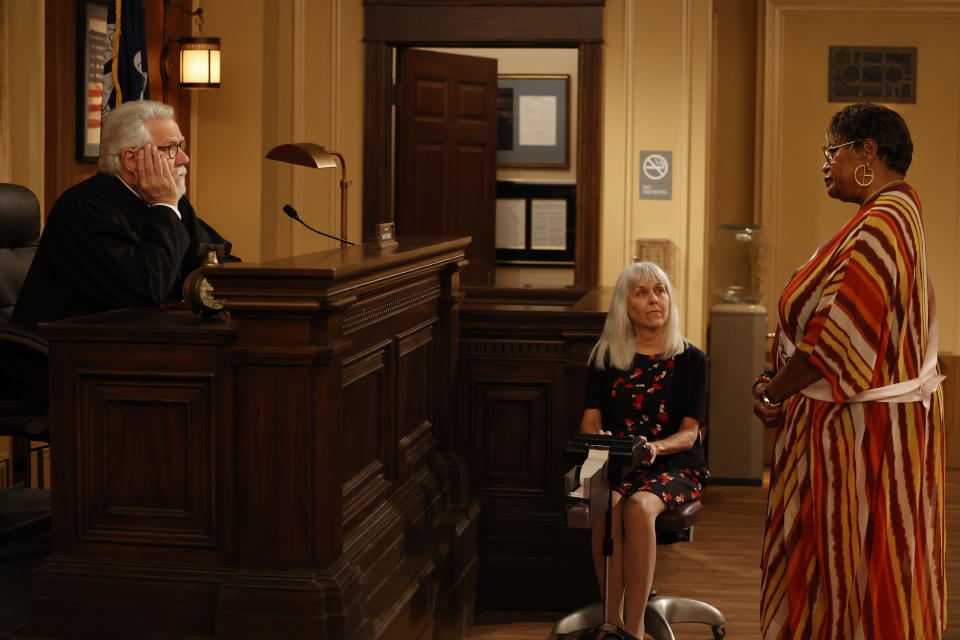 (l-r) John Larroquette as Dan Fielding, Marsha Warfield as Roz