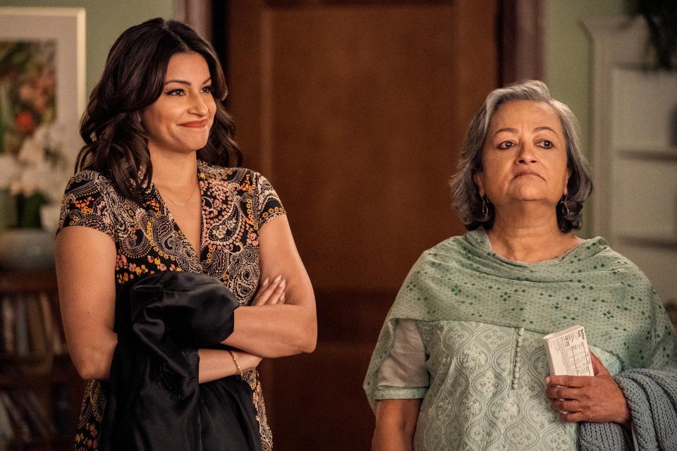 (L to R) Richa Moorjani as Kamala, Ranjita Chakravarty as Nirmala in episode 308 of Never Have I Ever. (Lara Solanki/Netflix)