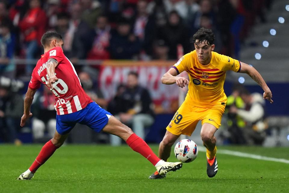 Barcelona teenage full-back fully focused on succeeding under Flick amid transfer interest