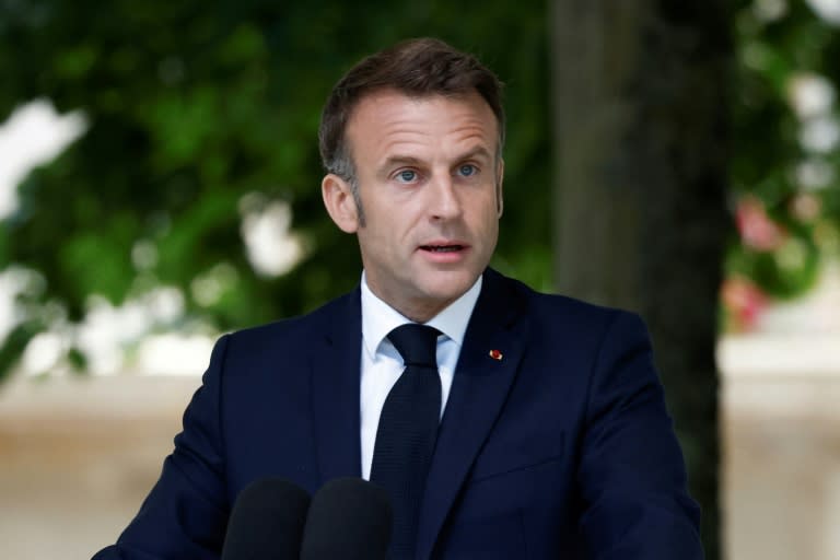 El presidente francés, Emmanuel Macron, habla durante un acto conmemorativo del 80 aniversario del Desembarco de Normandía, en la Segunda Guerra Mundial, el 7 de junio de 2024 en Bayeux, al noroeste de Francia (Benoit Tessier)