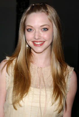 Amanda Seyfried at the L.A. premiere of Paramount's Mean Girls