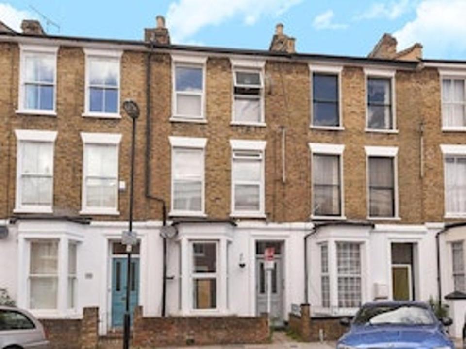 This studio occupies the top floor of a smart Victorian home in Archway (Kinleigh Folkard & Hayward)