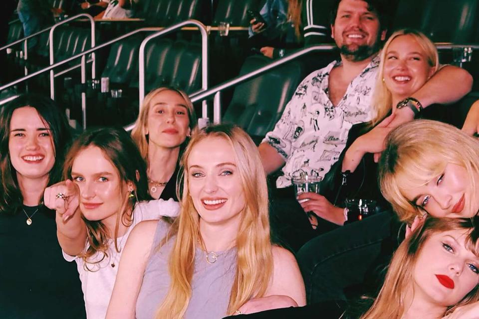 <p>Sophie Turner/Instagram</p> Sophie Turner shares photo with Taylor Swift, Sabrina Carpenter, Olivia DeJonge, Austin Swift and Sydney Ness