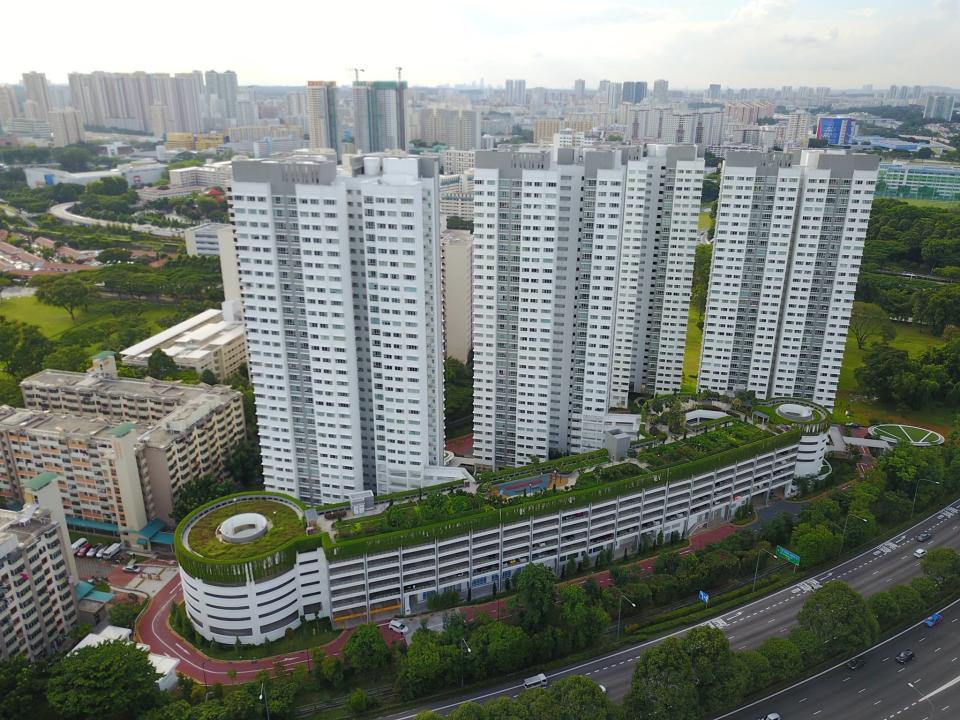 tallest-hdb-flats-singapore-Tenteram-Peak