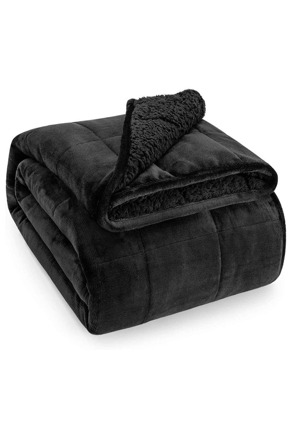 25) Sherpa Fleece Weighted Blanket for Adults