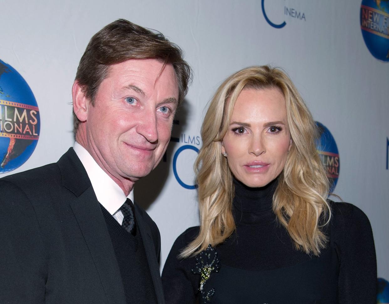 Wayne Gretzky and wife, Janet, arrive for the premiere of "The Sound And The Fury" at Beverly Hills Fine Arts Theater on October 24, 2015 in Beverly Hills, California. 