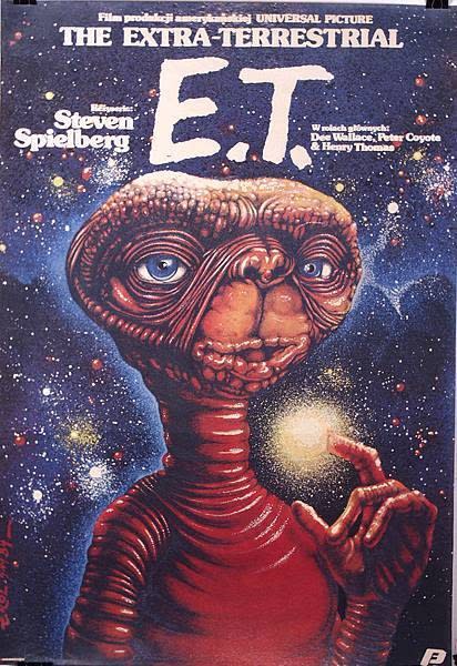 1982年上映的美國溫馨科幻片《E.T.外星人》。翻攝網路