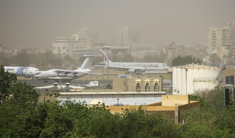 File Photo: A Qatar airways plane lands at Khartoum International Airport in the Sudanese capital on March 31, 2019. (Photo: ASHRAF SHAZLY/AFP via Getty Images)