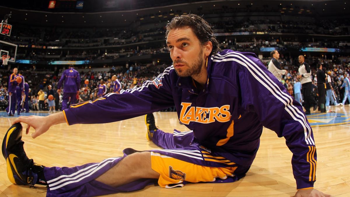 The Lakers will retire Pau Gasol’s ’16’