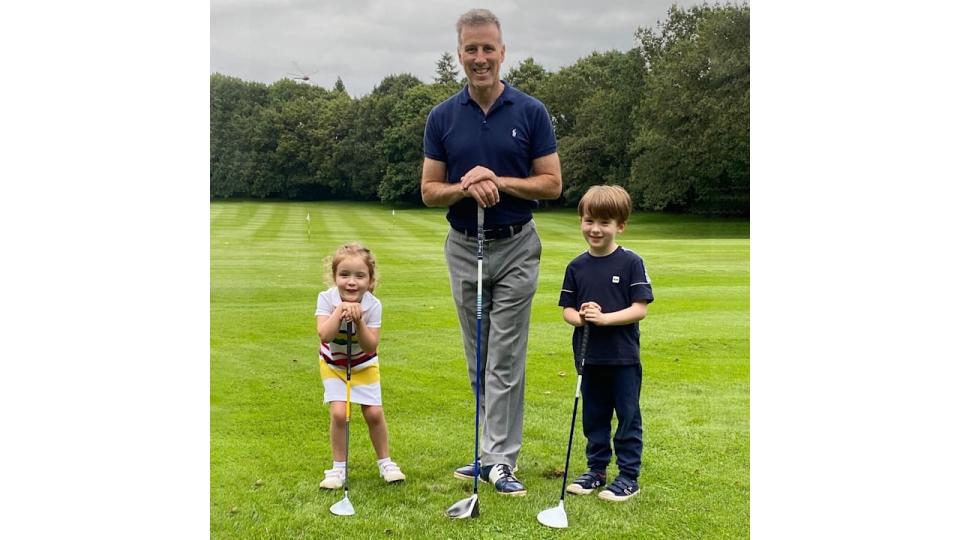 anton du beke playing golf with twins 