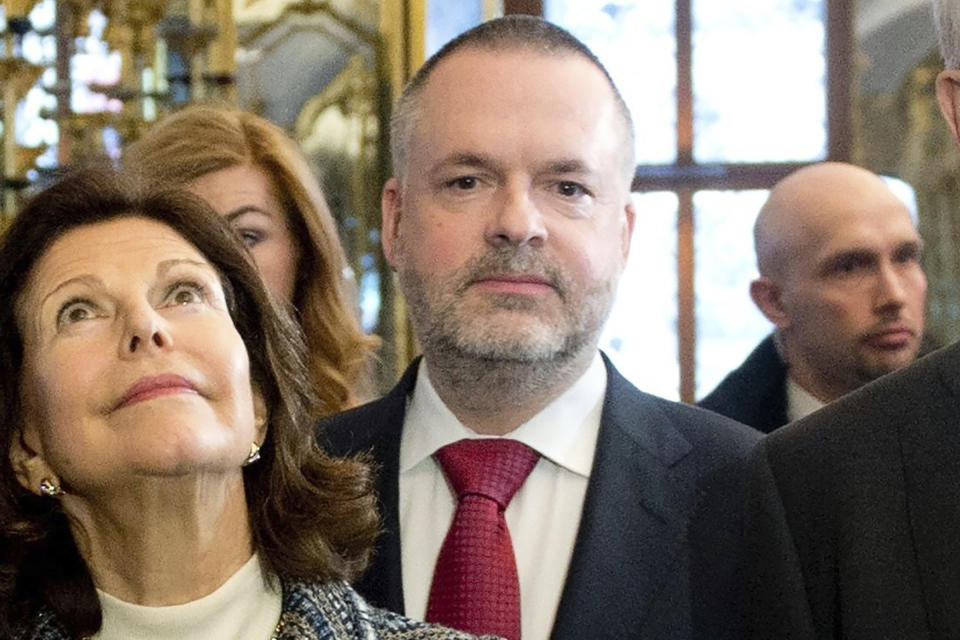 FILE - Queen Silvia of Sweden, and Hartwig Fischer, director general of the New Masters Gallery visit the Green Vault in Dresden, Germany, Friday, Feb. 7, 2014. The director of the British Museum says on Friday, Aug, 25, 2023 he's stepping down amid investigations into the theft or disappearance of hundreds of items from its massive collection, including gold jewelry, semi-precious gems and antiquities dating to the 15th century B.C. Hartwig Fischer says he's resigning now, rather than waiting until next year, as he had originally planned. (Sebastian Kahnert/dpa via PA, file)