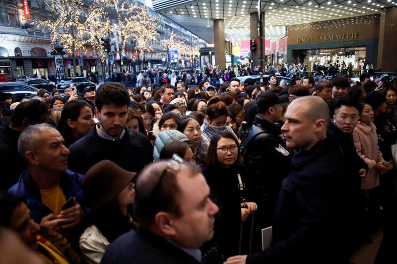 First day of winter sales in France