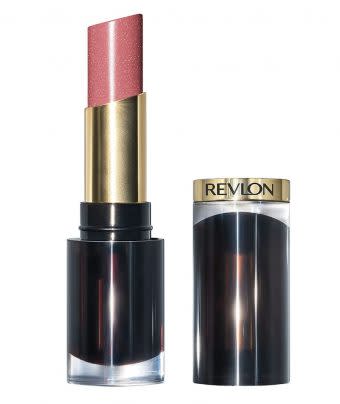 Barra de labios Super Lustrous Glass Shine de Revlon en color fresa radiante. (Foto: Amazon)