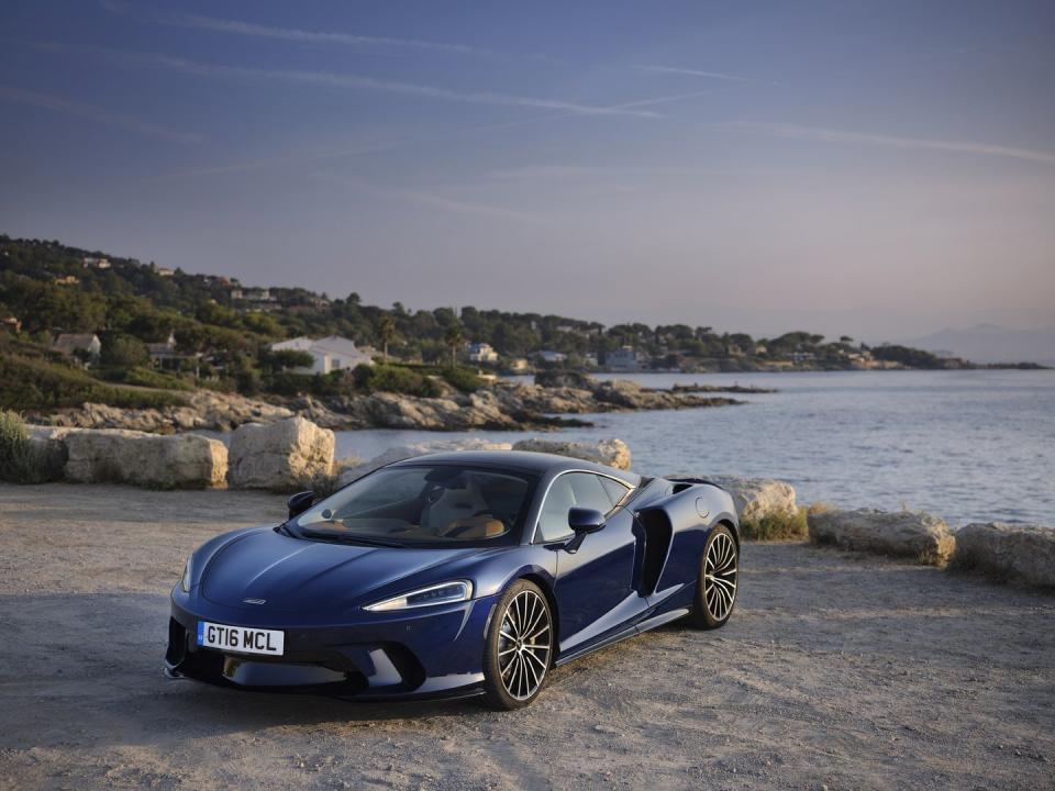 <p>2023 McLaren GT</p>