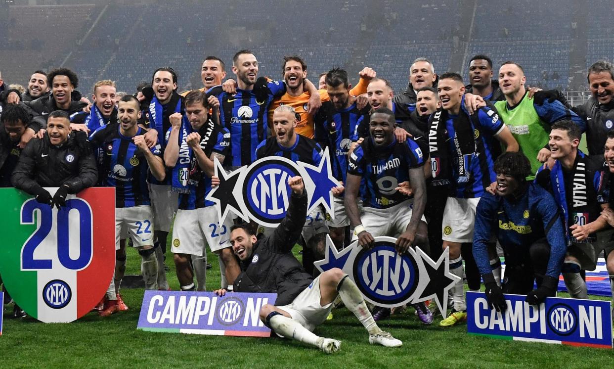 <span>Internazionale players celebrate their 20th Serie A title after their derby win over Milan.</span><span>Photograph: Andrea Staccioli/Insidefoto/REX/Shutterstock</span>