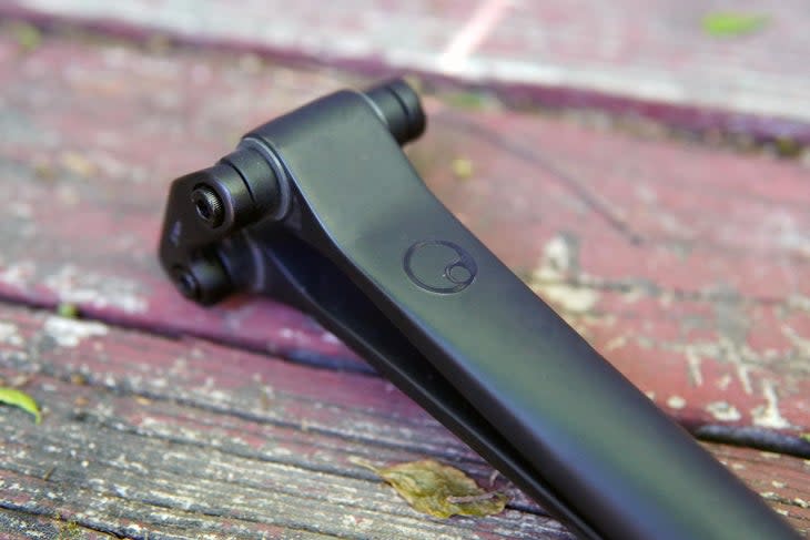 Ergon-Allroad-review---CF-Allroad-Carbon-pro-seatpost-ergon-logo