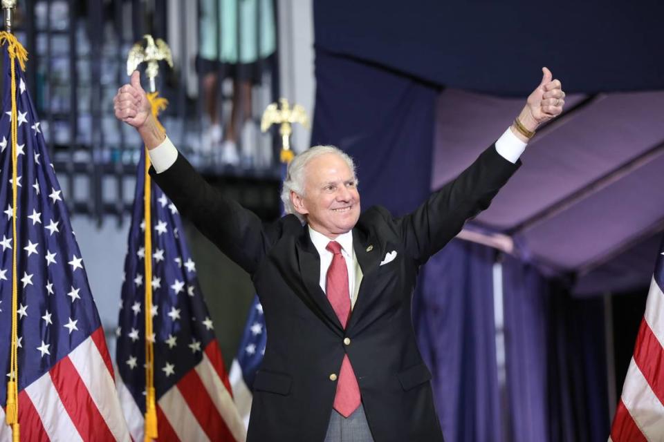 South Carolina Gov. Henry McMaster takes the stage ahead of former President Donald Trump’s speech at Coastal Carolina University in Conway, SC. Feb. 10, 2024 Jason Lee/jlee@thesunnews.com