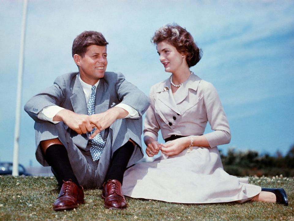 john f and jacqueline kennedy