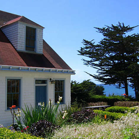 Coast Guard House Historic Inn