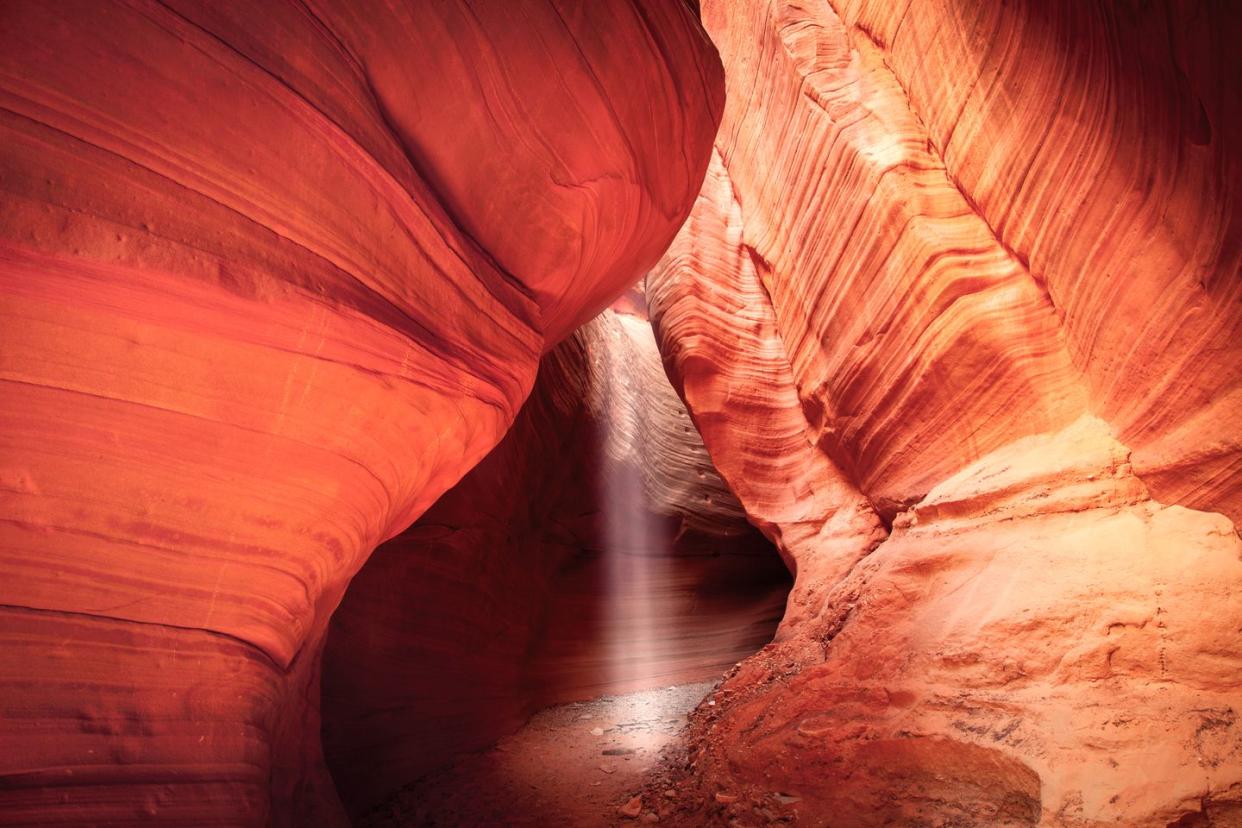 slot canyon