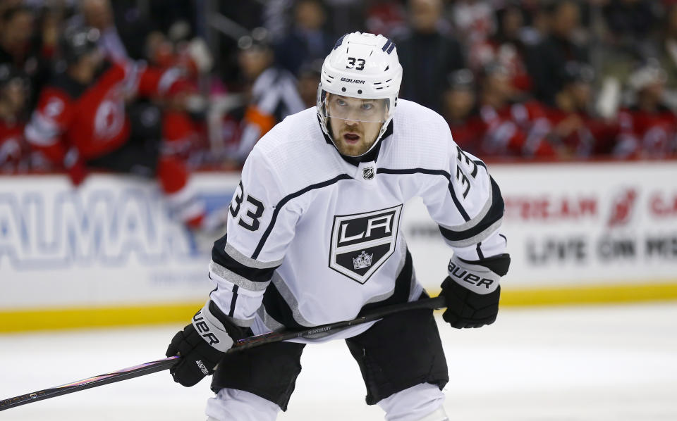 Los Angeles Kings forward Viktor Arvidsson waits for a faceoff during the first period of the team's NHL hockey game against the New Jersey Devils on Thursday, Feb. 15, 2024, in Newark, N.J. (AP Photo/John Munson)