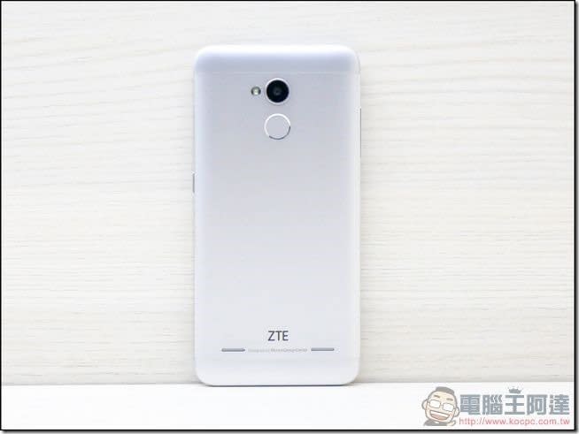 ZTE Blade V7 Lite開箱評測 搭載指紋辨識不到4000元的優質全頻4G金屬入門機