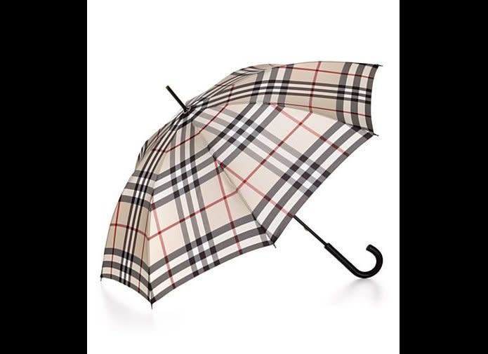 <a href="http://www1.bloomingdales.com/shop/product/burberry-waterloo-packable-umbrella?ID=629335&cm_mmc=Froogle_pla_pe-_-adtype-pla-_-target-34095247384-_-kw-&gclid=COTmjInIuLECFQhN4AodI2EAHg" target="_hplink">Bloomingdales.com</a>