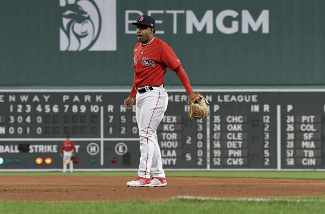 Fresh off IL, Joey Gallo leads Twins' triumph over Red Sox