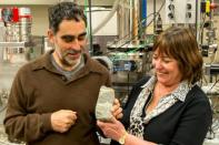 Fossil find points to life on Earth 3.7bn years ago