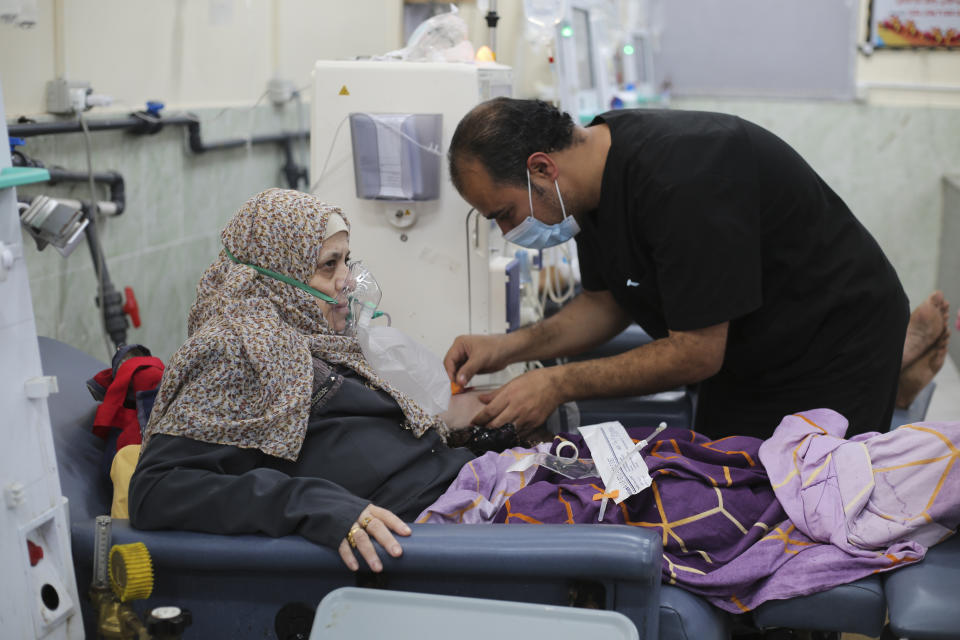 Palestinians receive dialysis treatment in a hospital in Rafah, Gaza Strip, Saturday, Jan. 20, 2024. (AP Photo/Hatem Ali)