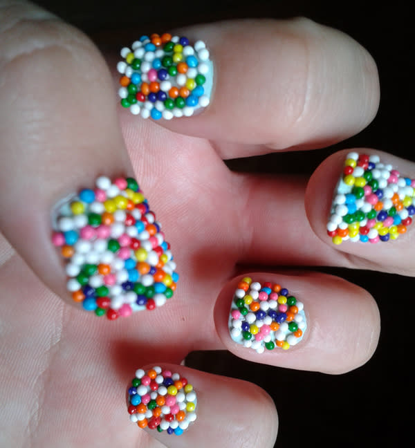 <div class="caption-credit"> Photo by: Sashazin</div>Sashazin used micro beads to resemble sprinkles. Yum!